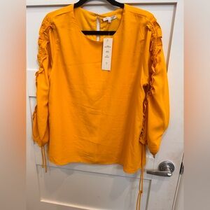 Sunny Ruffle Sleeve Blouse